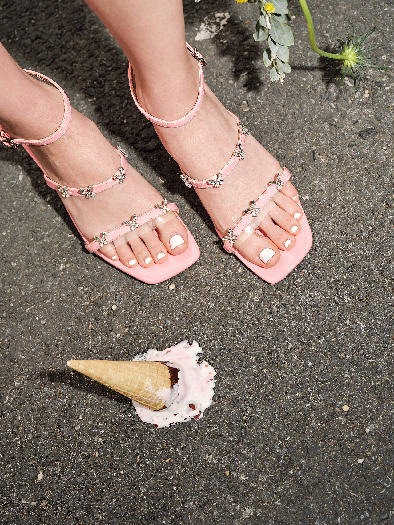 TATA女鞋（图ZMzQ0MzgwODY0） - 人像摄影 - 站酷设计师黑白君工作室原创素材 - 站酷ZCOOL