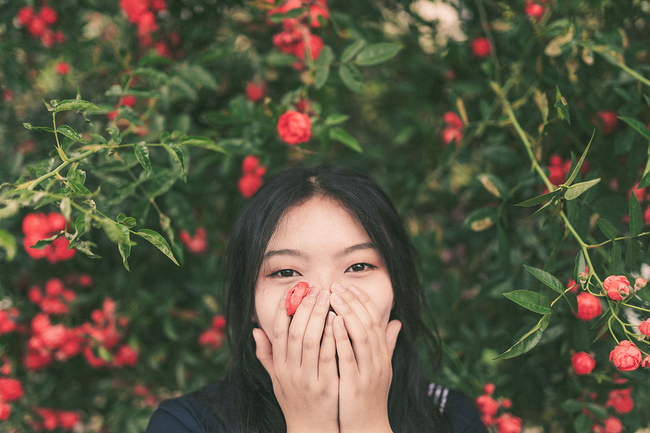 蔷薇花开（图ZMzQzMjQxODAw） - 人像摄影 - 站酷设计师鹅黄毛球原创素材 - 站酷ZCOOL