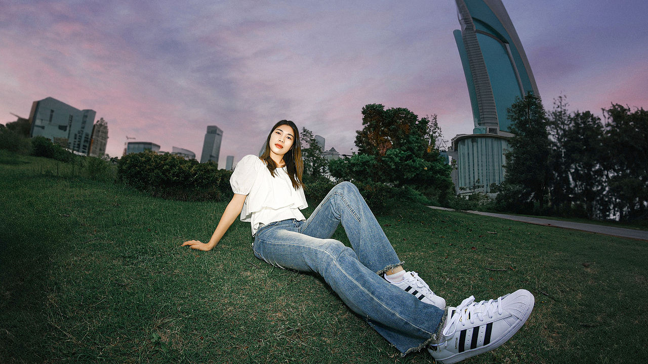 🌸五一公园游记：邂逅青春少女的镜头记忆📸（图ZMzY3OTY1Njg0） - 人像摄影 - 站酷设计师秦尢原创素材 - 站酷ZCOOL