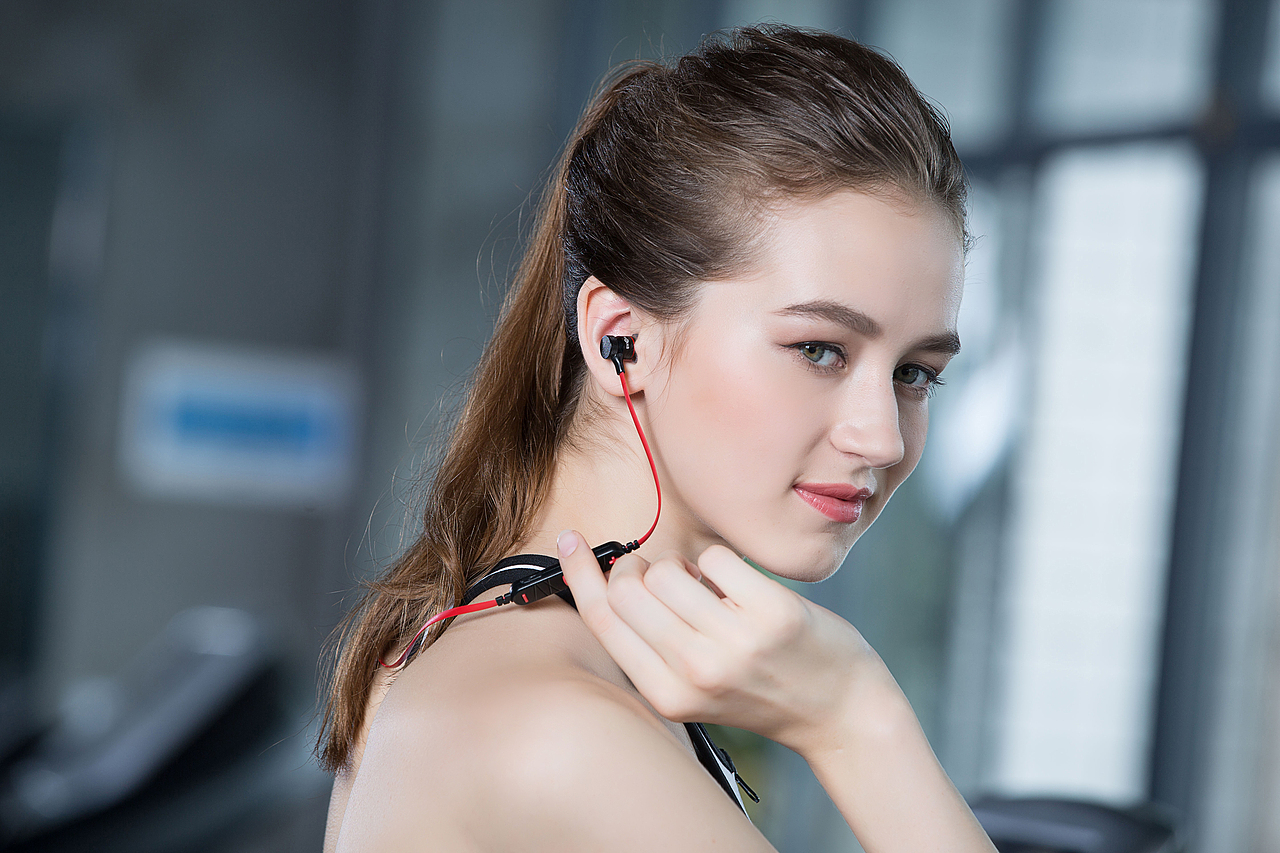 深圳 | ZD | 攝影 絕世美女 耳機(jī)系列1（圖ZMzIyNzEwNTky） - 人像攝影 - 站酷設(shè)計(jì)師ZD專注模特?cái)z影原創(chuàng)素材 - 站酷ZCOOL