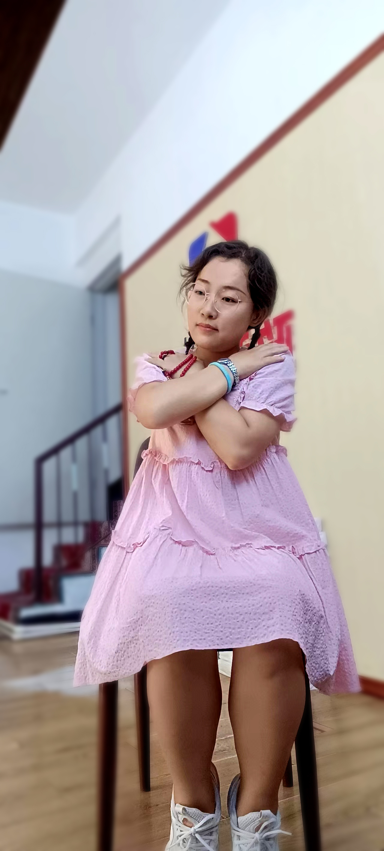 两根毛设计师（图ZMzEzMDUyMDMy） - 人像摄影 - 站酷设计师正能量设计师原创素材 - 站酷ZCOOL