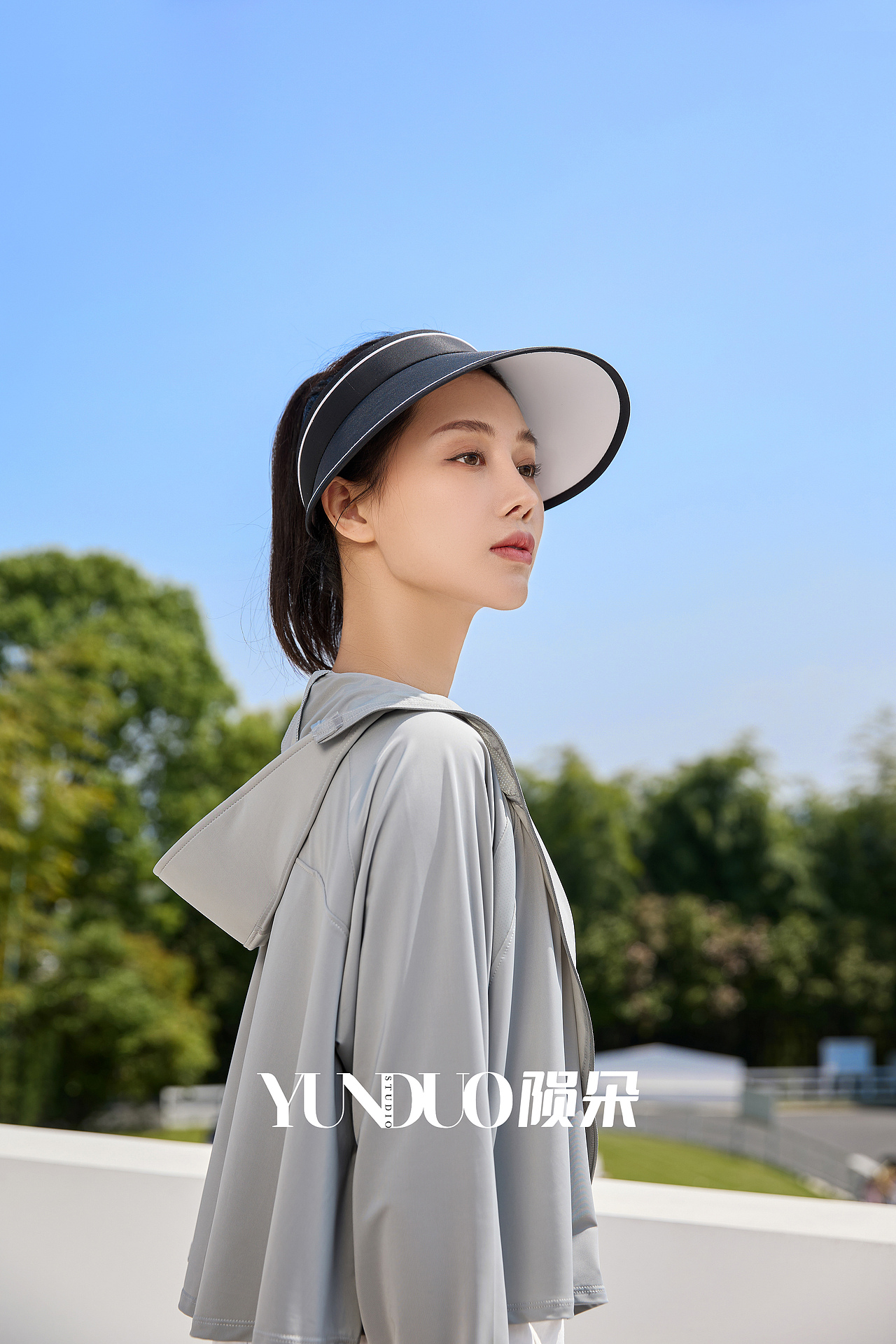 防嗮口罩 防晒冰袖 防晒衣 防晒帽 焦下风格防嗮（图ZMzU0NzkyMDU2） - 产品摄影 - 站酷设计师陨朵商拍刘大奇原创素材 - 站酷ZCOOL