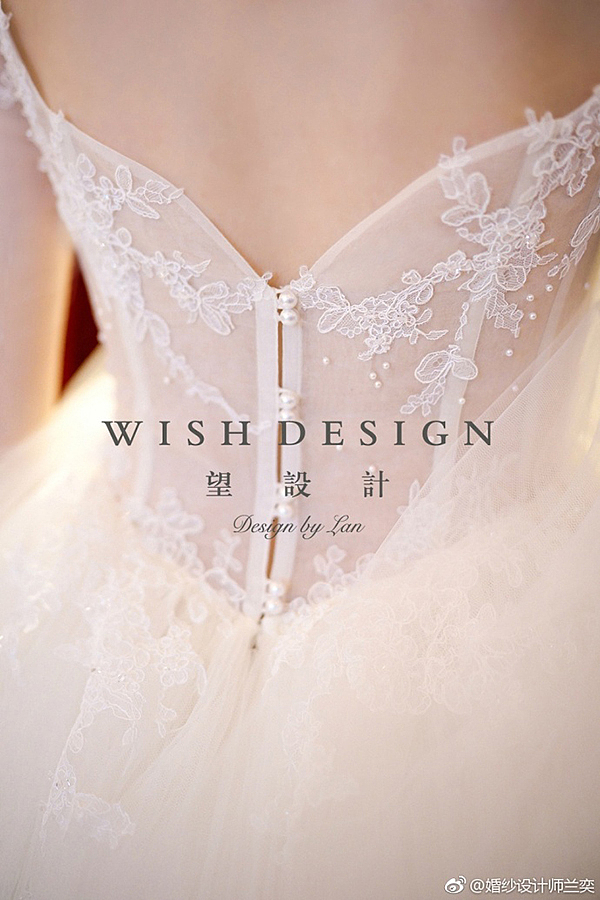 波浪形露背白纱,兰奕婚纱作品