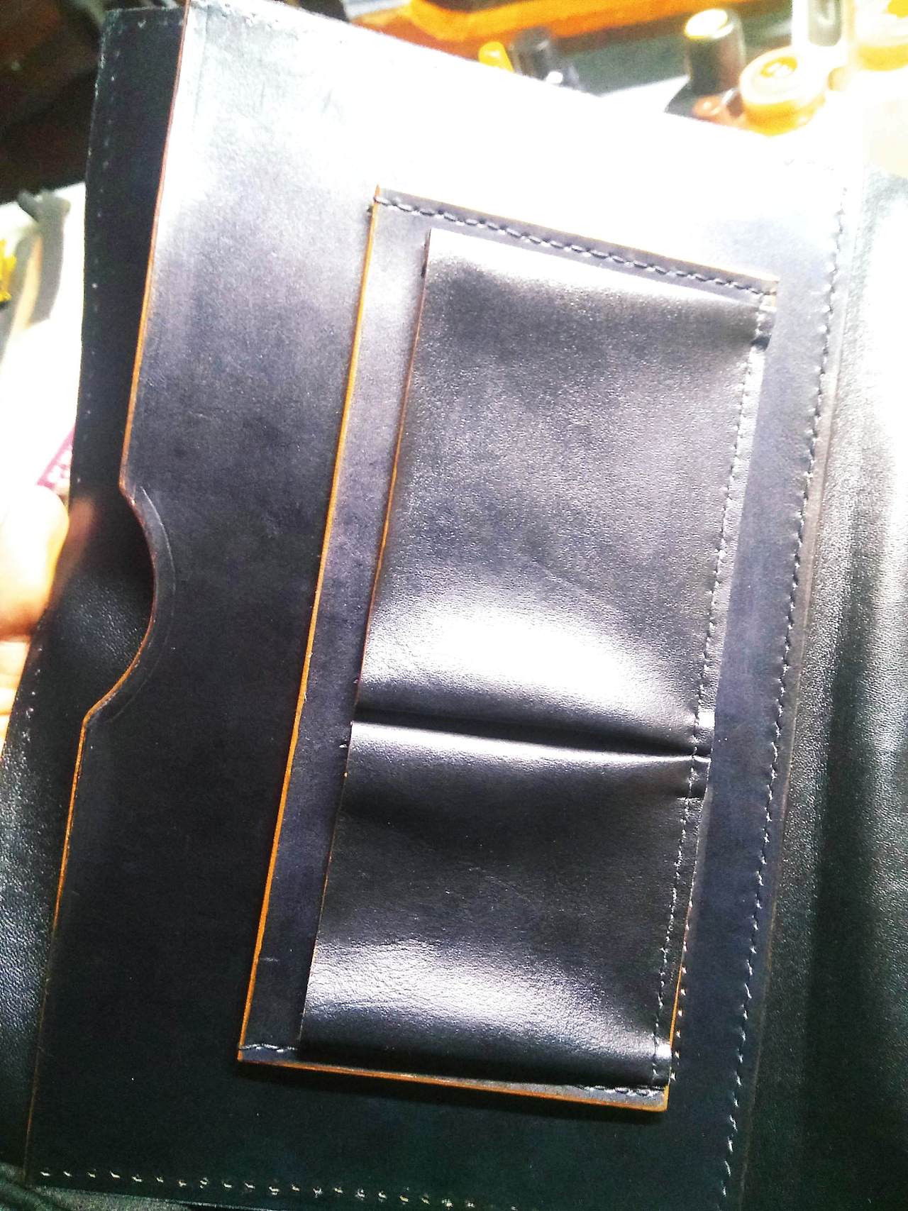 山水皮雕款男士手包 ,手工皮雕皮具