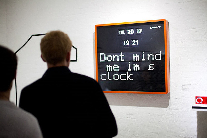 磁性翻转屏-机械翻转屏