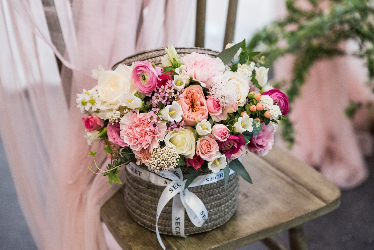 花艺跟拍礼帽花篮