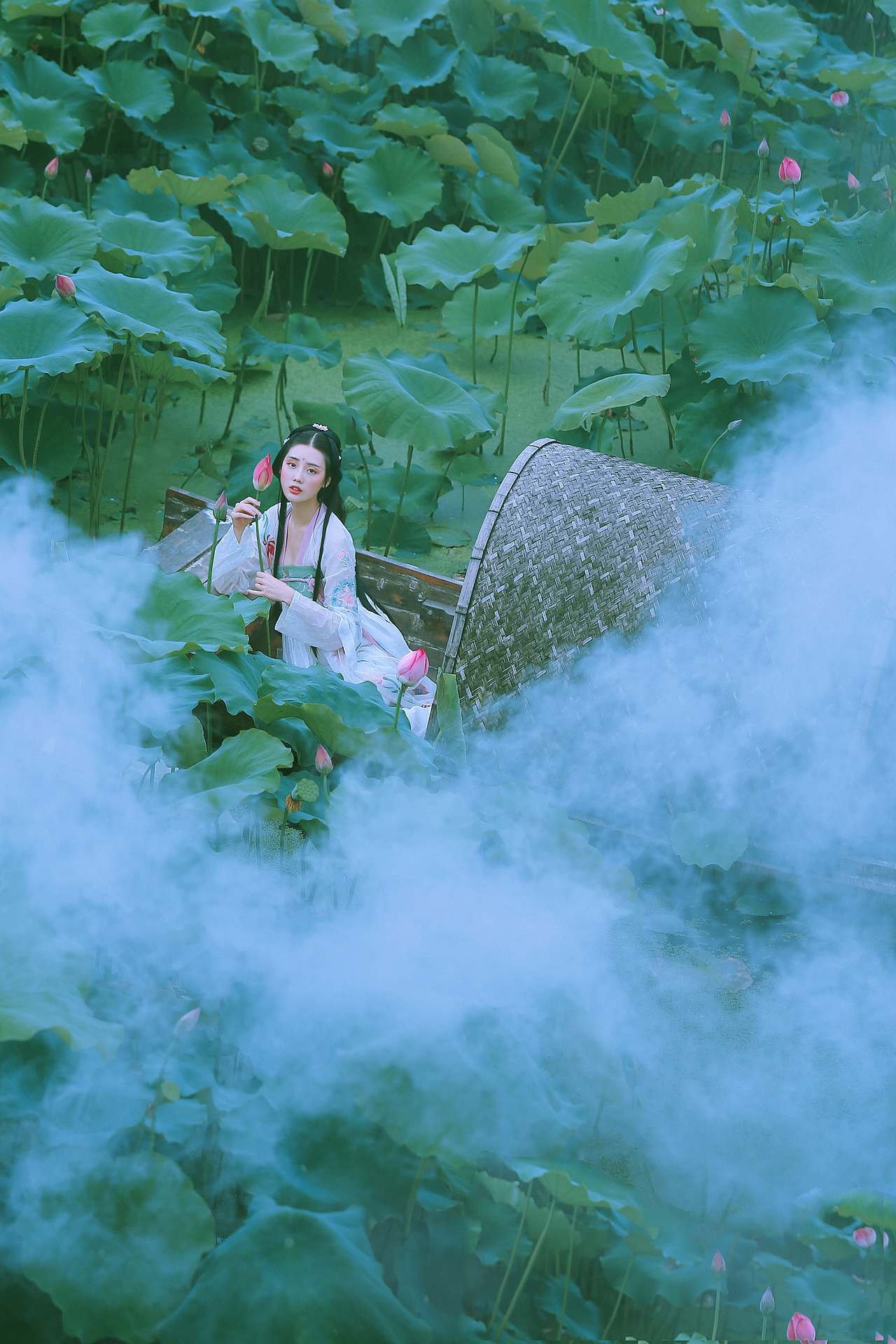 《若芙蕖》（图ZODQ4MTc4ODg=） - 人像摄影 - 站酷设计师小艾野原创素材 - 站酷ZCOOL