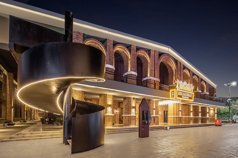 济南579百工集园区建筑拍摄完毕（图ZMzQxNzc5MzY0） - 环境/建筑摄影 - 站酷设计师摄影师王翰博原创素材 - 站酷ZCOOL