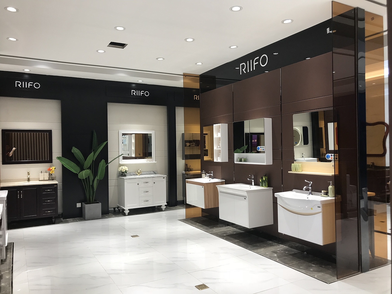 日丰卫浴专卖店邛崃店-卫浴门店实景摄影