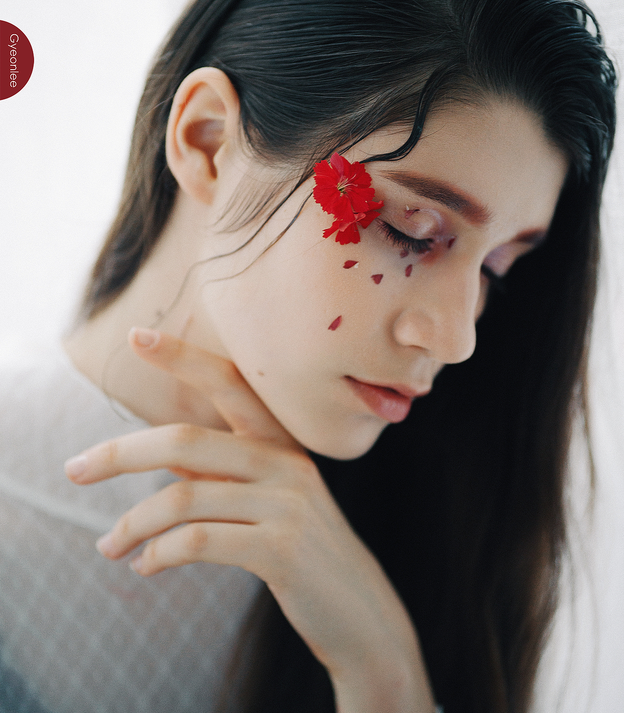 微光（图ZMTA2NjA2OTc2） - 人像摄影 - 站酷设计师gyeonlee原创素材 - 站酷ZCOOL