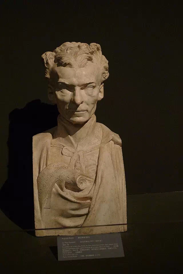 国家博物馆临摹罗丹雕塑