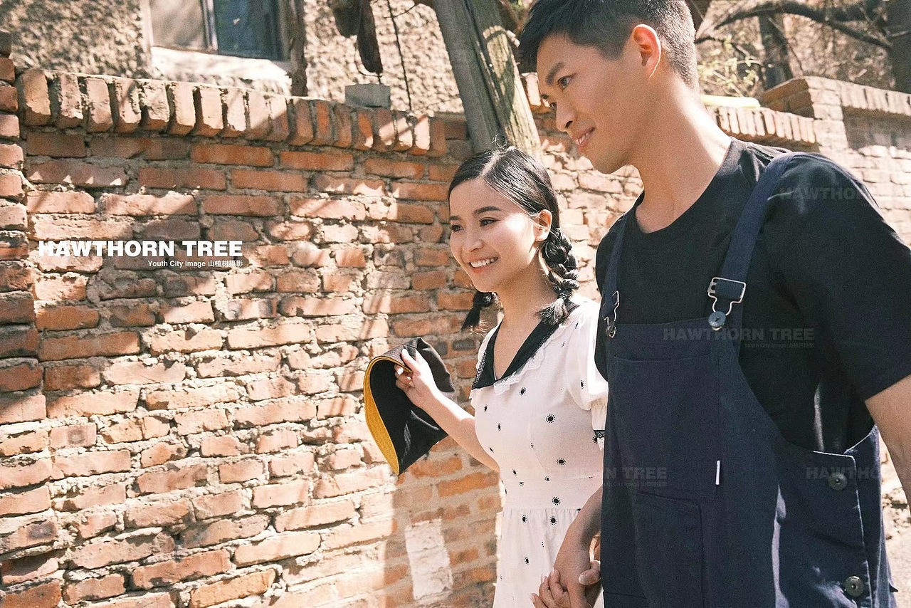 大连婚纱照｜大连婚纱摄影｜日系街景（图ZMzAwMTQ1MzQ0） - 人像摄影 - 站酷设计师山楂树摄影原创素材 - 站酷ZCOOL