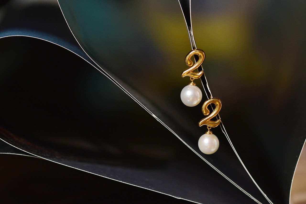 专属与你的“数字珠宝系列”