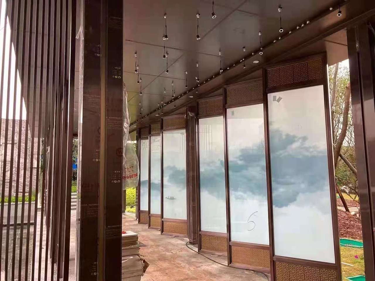 别墅屏风装饰不锈钢屏风隔断 定制不锈钢屏风 厂家直销