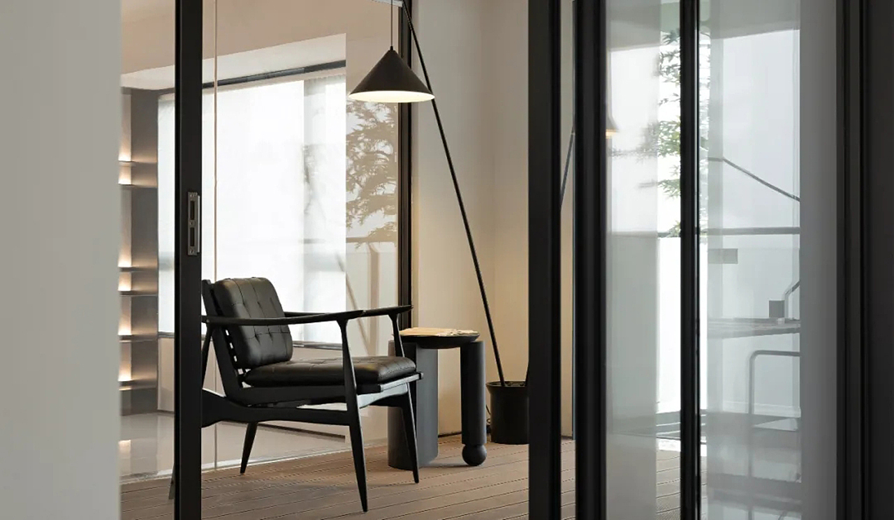 深圳洲际丨极简 黑与白的平衡之道