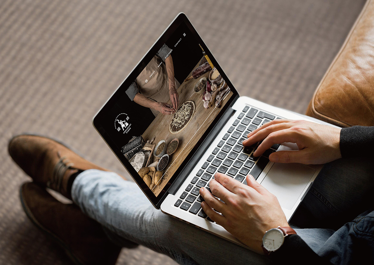 手作的溫度_鐵匠披薩 Tezukuri（图ZMTk4NjIyMzQw） - 品牌 - 站酷设计师FLINTDESIGN原创素材 - 站酷ZCOOL