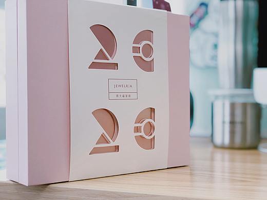 周大福JEWELRA 2020日历包装设计