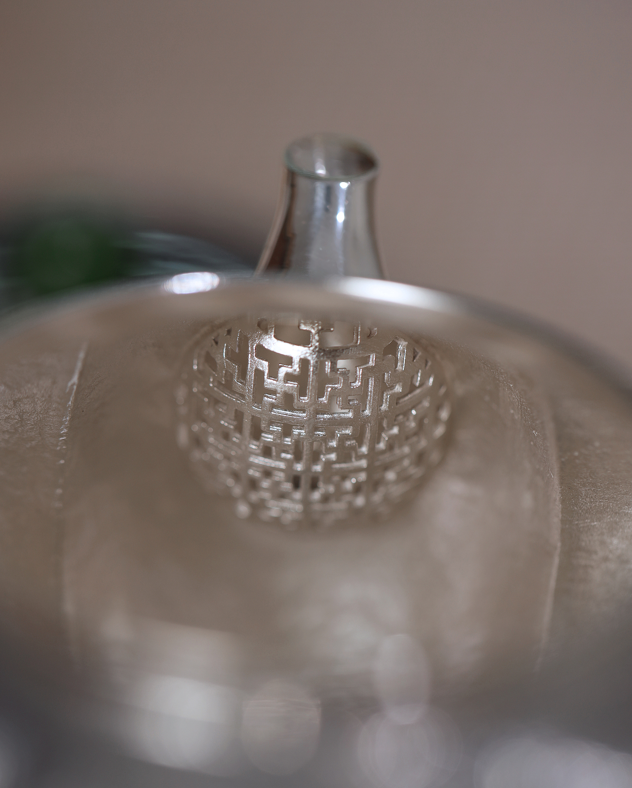银材质茶壶拍摄影（图ZMjcxMjI4MTI0） - 产品摄影 - 站酷设计师喜欢看落日的考拉原创素材 - 站酷ZCOOL