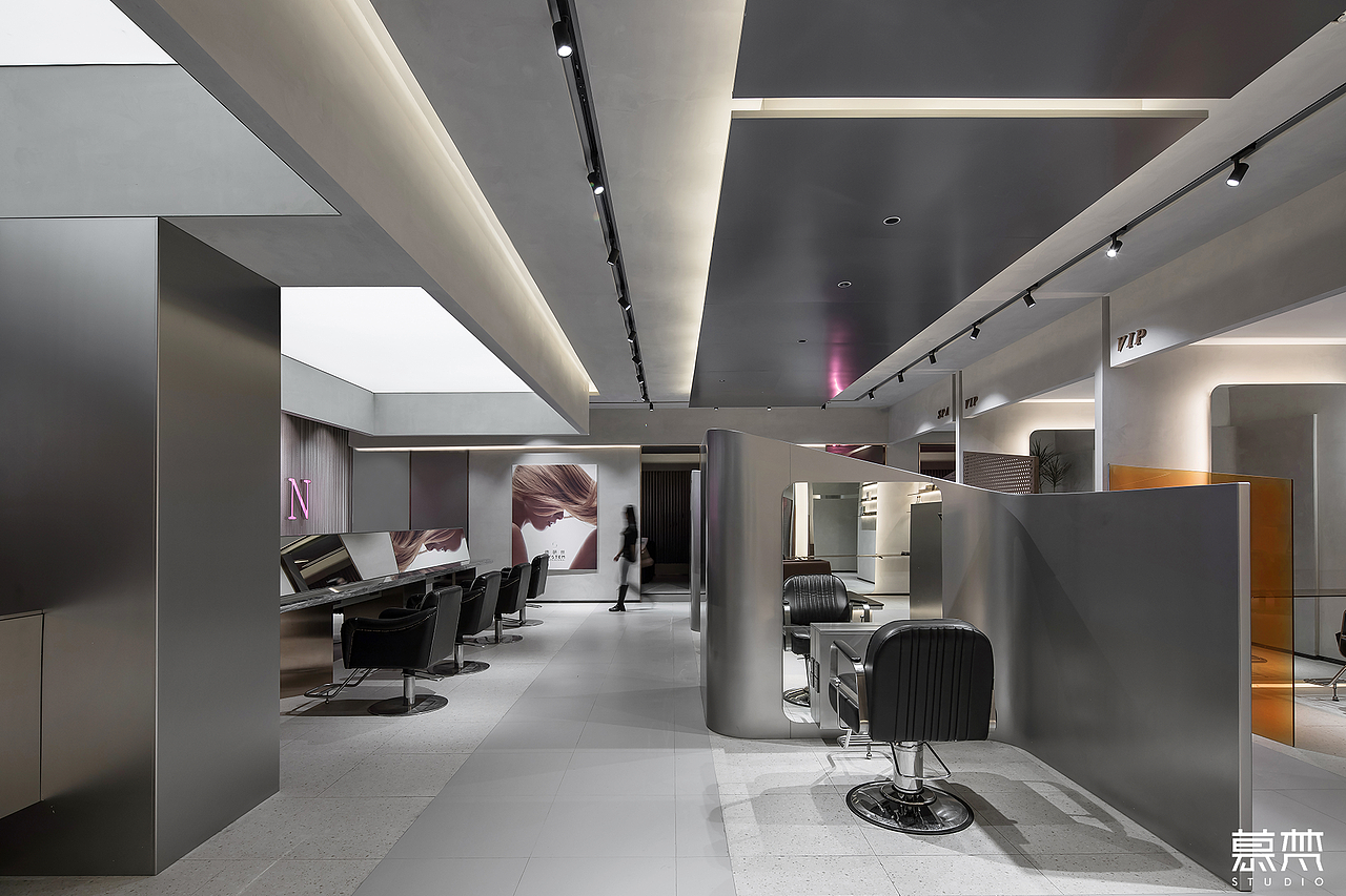 慕梵设计 X HAIRQUARTER丨金属艺术空间 纵享蜕变之旅