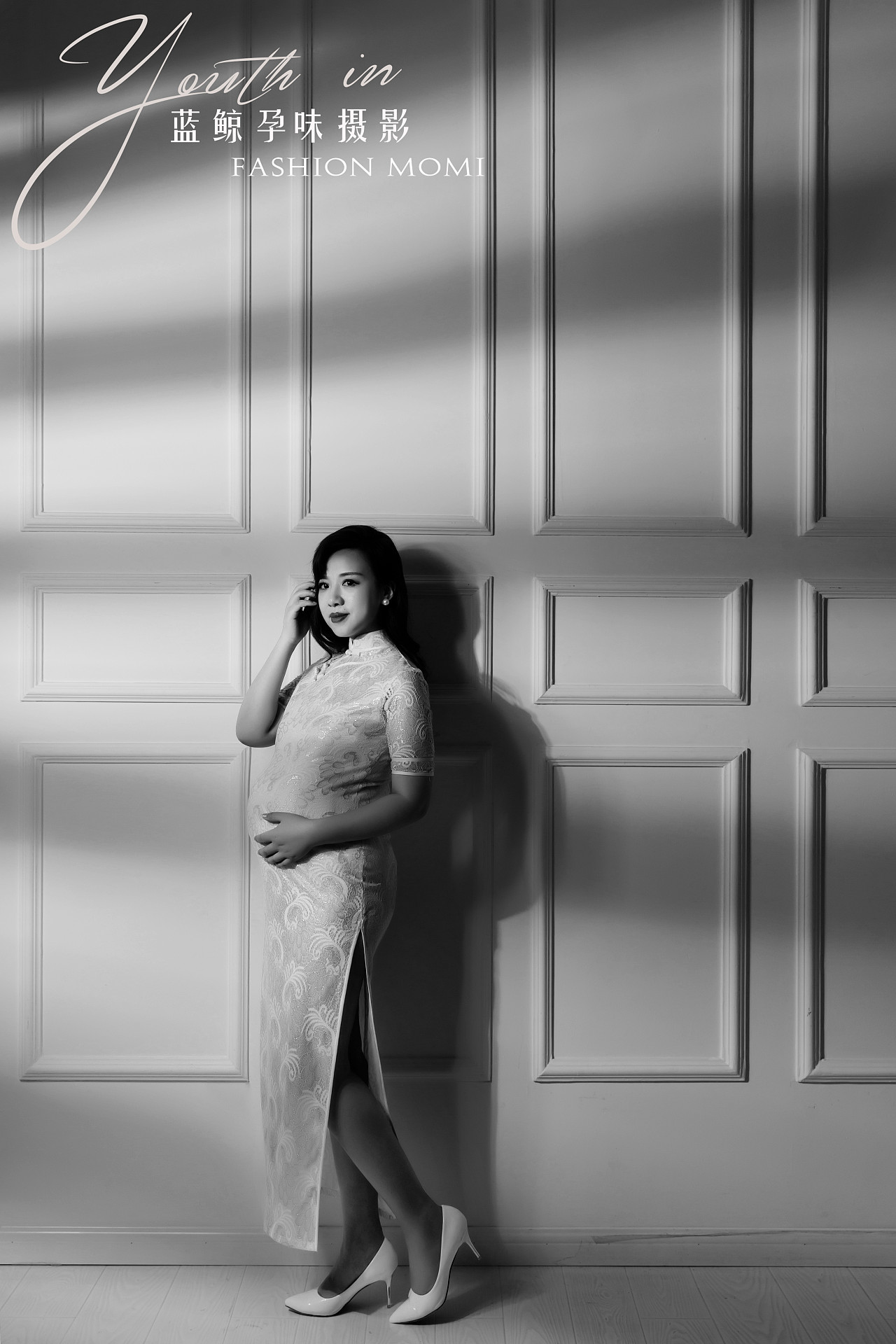 自拍孕妇照黑白图片