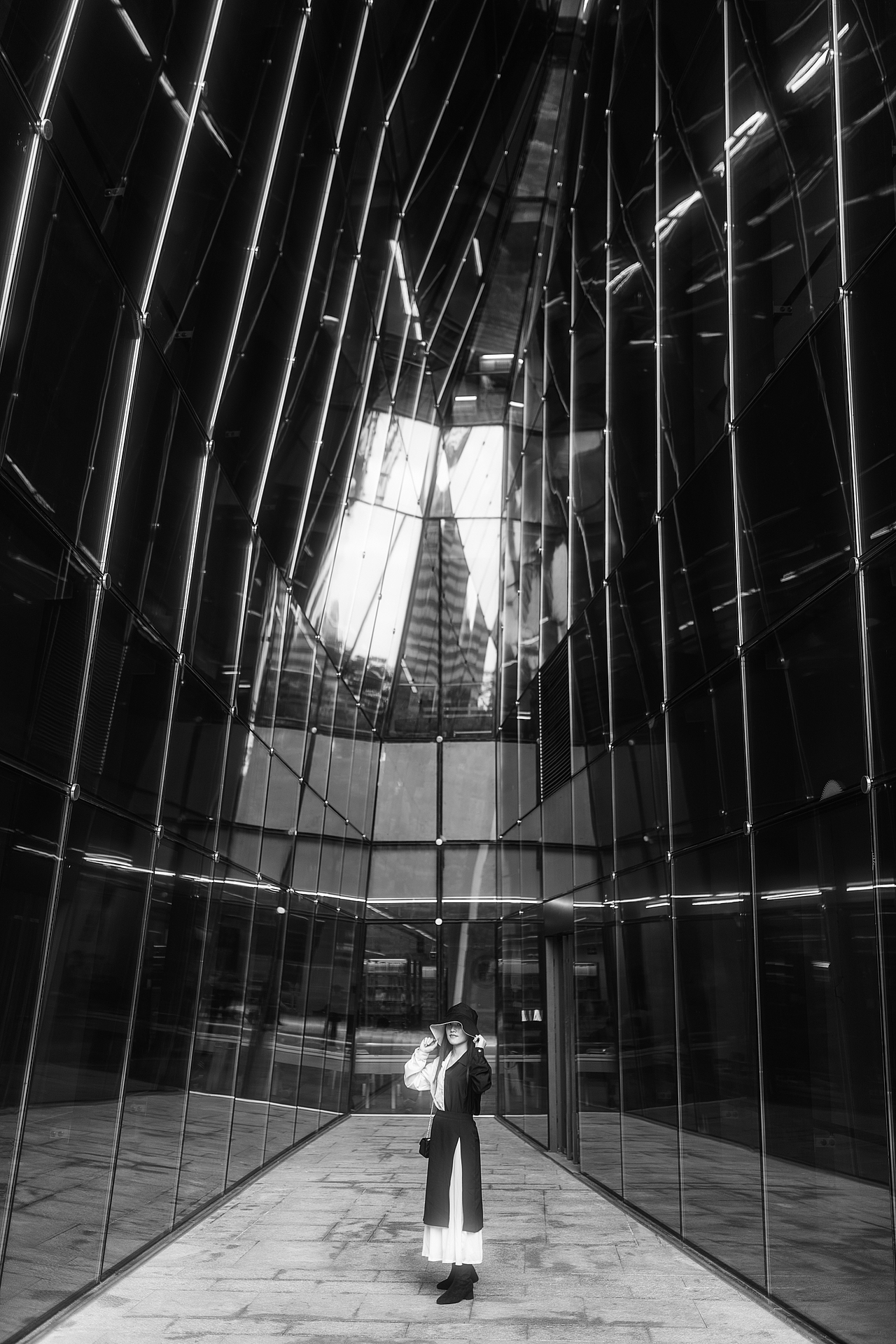 【人像】建筑人像寫真（圖ZMjMwOTIyNzgw） - 人像攝影 - 站酷設(shè)計師杰諾瓦原創(chuàng)素材 - 站酷ZCOOL
