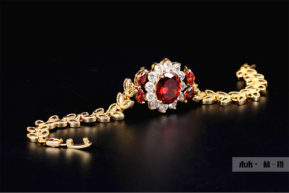 摄影-珠宝饰品（图ZNjEyNjg3NzI=） - 产品摄影 - 站酷设计师阳光下的木木原创素材 - 站酷ZCOOL