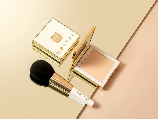 粉餅霜 美妝（個人主頁-ZNTI3ODIyODQ=） - 產(chǎn)品攝影 - 站酷設計師愛吃的小鹿原創(chuàng)素材 - 站酷ZCOOL