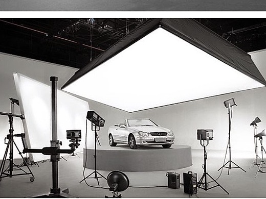 南京摄影棚出租,南京汽车摄影棚出租,转盘汽车摄影棚租赁