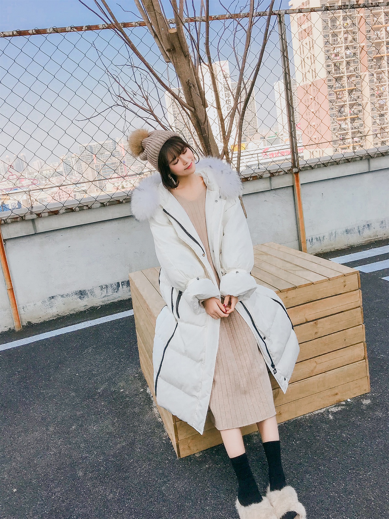 韩甜美时髦羽绒服外景服装电商淘宝模特摄影人像拍摄