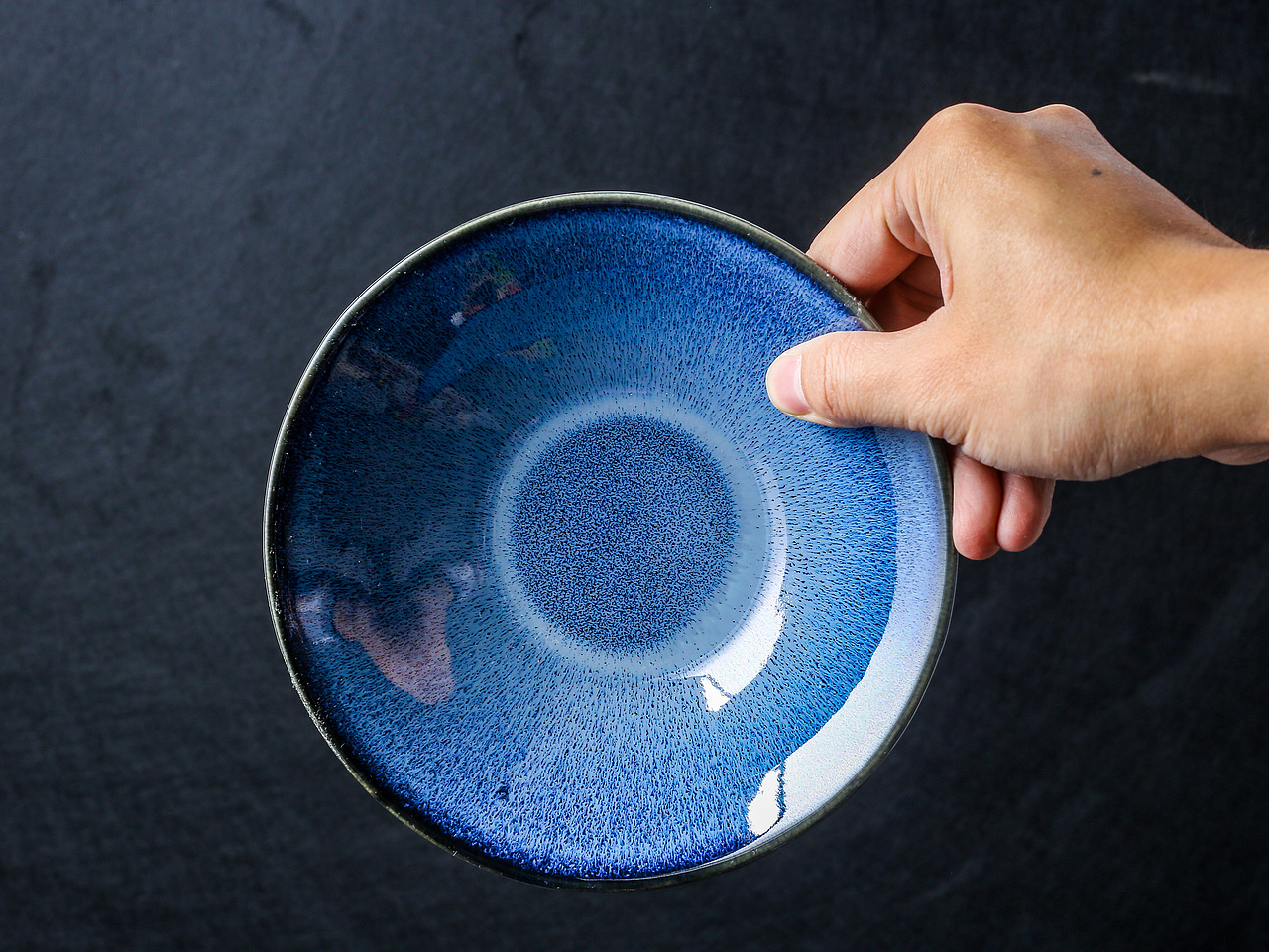 陶瓷面碗 厨房用品 暗调 （日用陶瓷产品摄影）（图ZMjAxMjIyOTky） - 产品摄影 - 站酷设计师时途原创素材 - 站酷ZCOOL