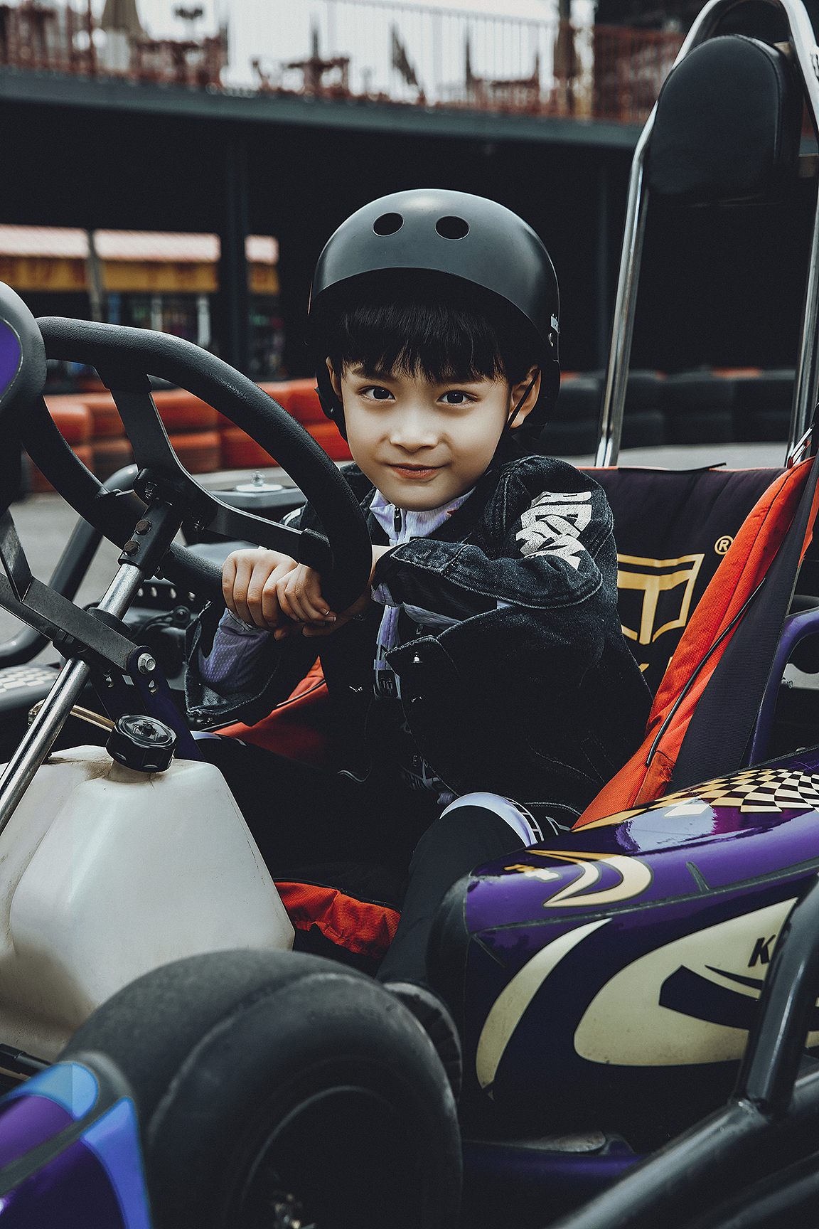 卡丁车《男孩》