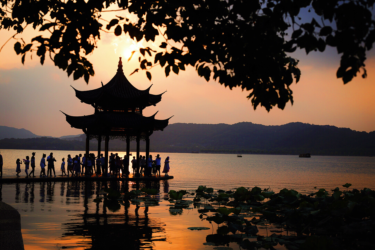 猫的天空之城（图ZMjE2MTQ0NTY0） - 风光摄影 - 站酷设计师melody5211原创素材 - 站酷ZCOOL