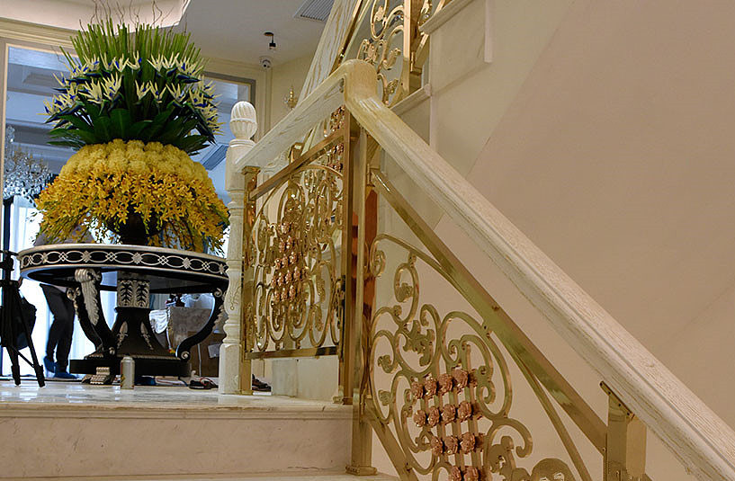 高品纯铜雕刻楼梯护栏 愉悦与和谐（图ZMjMwMDgzNjQ0） - 生活用品 - 站酷设计师高档金属制品原创素材 - 站酷ZCOOL