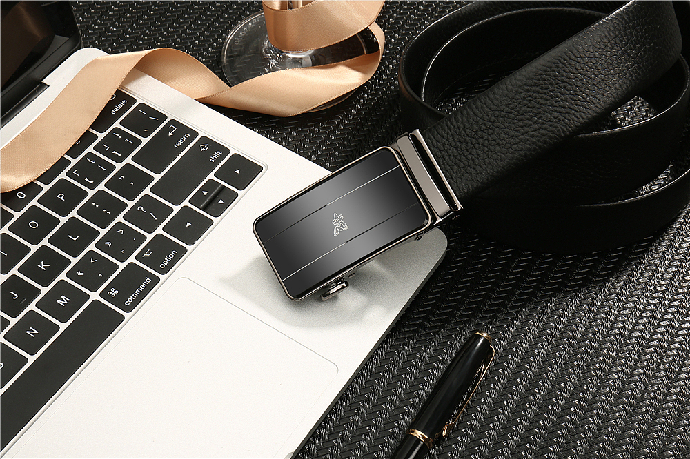 稻草人皮带 | 男士商务皮带静物拍摄 | 无二视觉