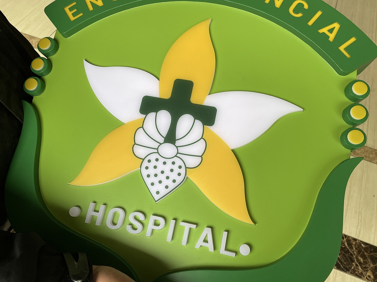 巴新恩加医院导视-落地（图ZMzA0MjUzOTc2） - 其他平面 - 站酷设计师一只大向原创素材 - 站酷ZCOOL