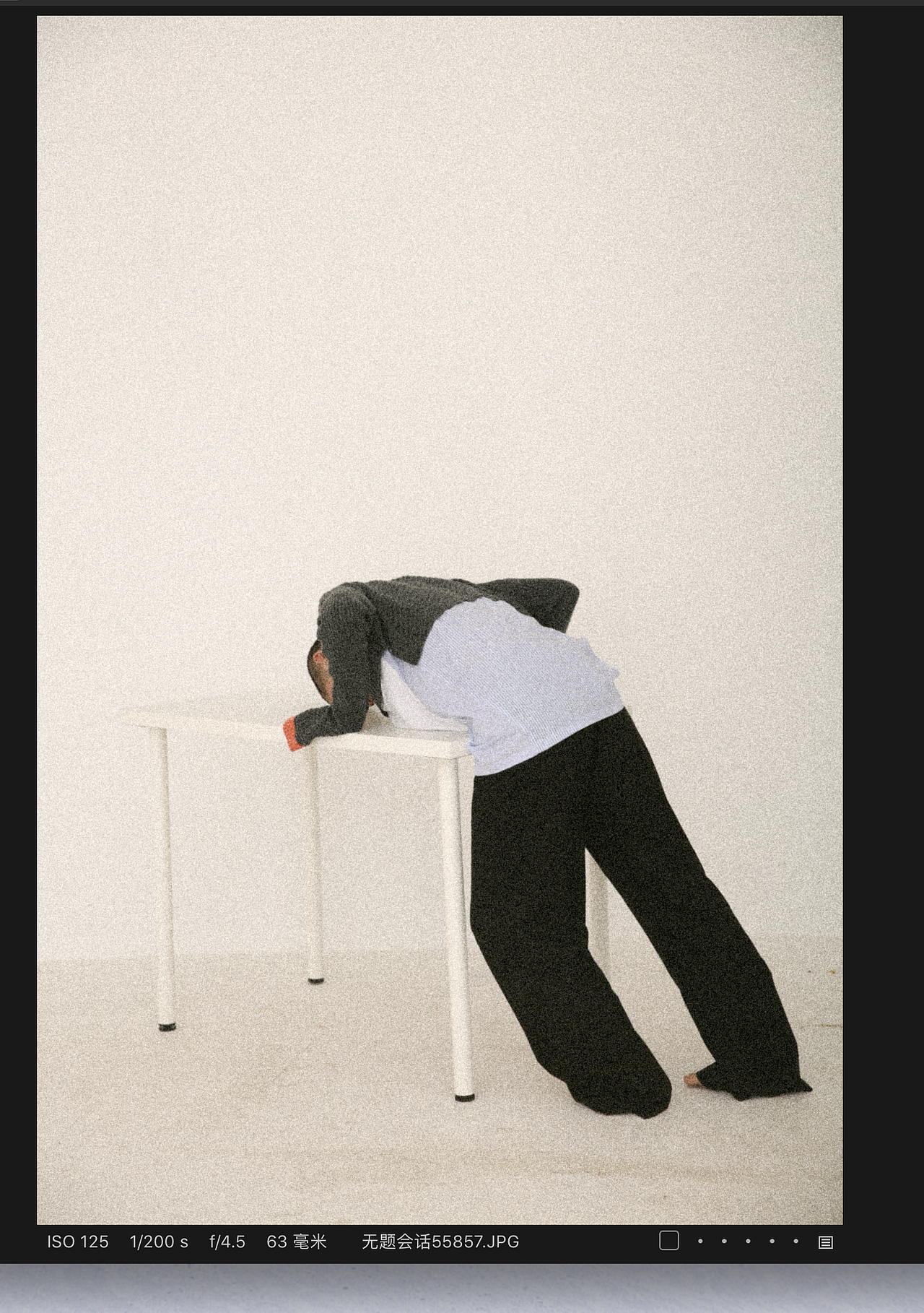 玩耍（圖ZMjc2NTUyOTE2） - 時(shí)尚/藝術(shù)攝影 - 站酷設(shè)計(jì)師野人鳥叔studio原創(chuàng)素材 - 站酷ZCOOL