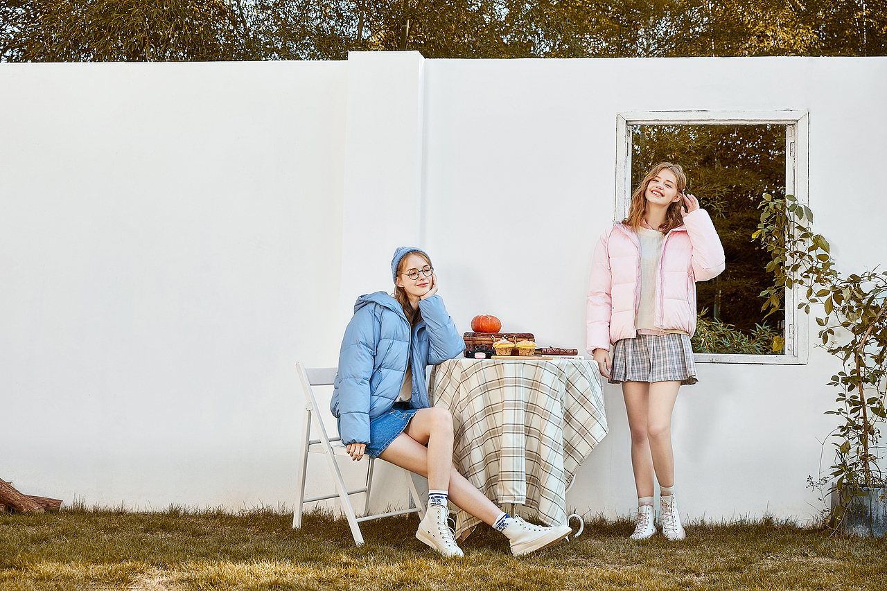 草地和阳光，外景女装拍摄（图ZMTgyMzI3NzI4） - 人像摄影 - 站酷设计师WaiTinG0417原创素材 - 站酷ZCOOL