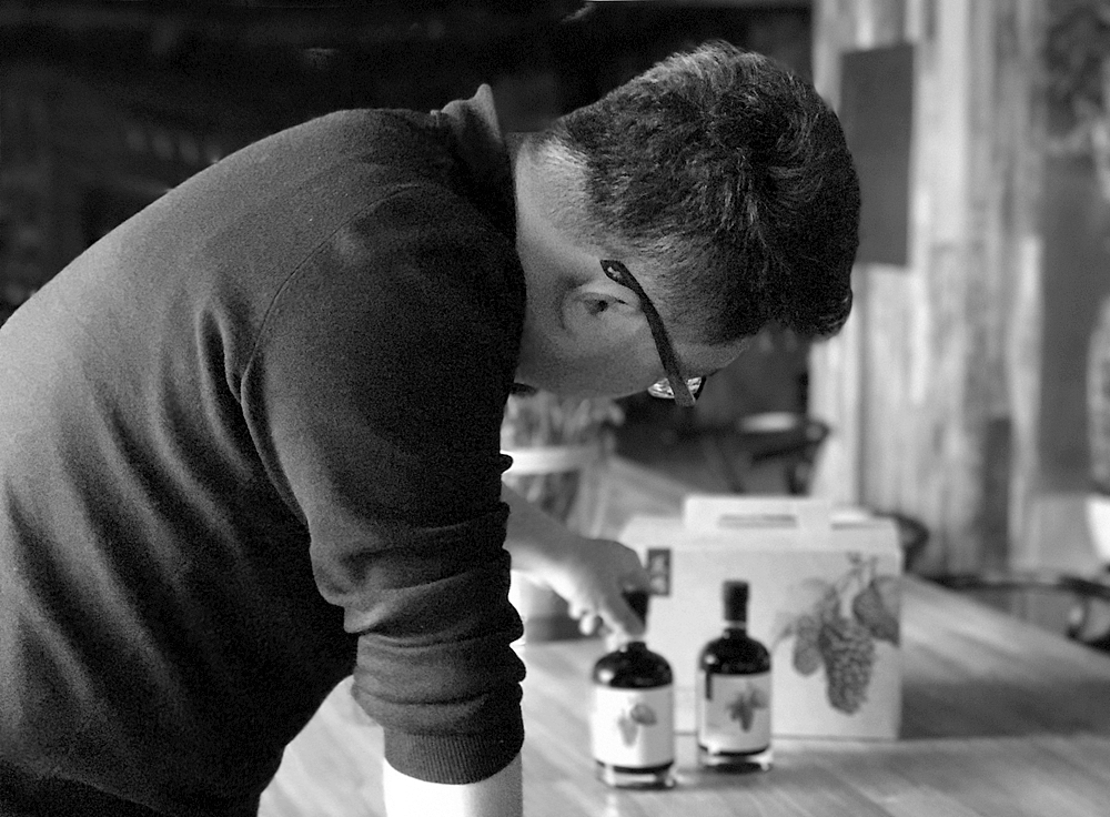 递赞丨桑葚酒品牌包装策划设计（图ZODIzMTQ4MDg=） - 品牌 - 站酷设计师递赞原创素材 - 站酷ZCOOL