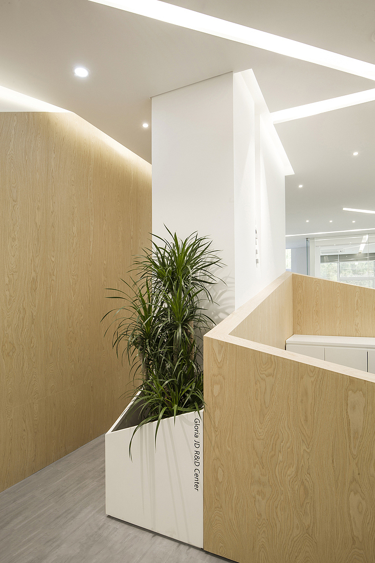 「办公空间设计」被光切割的空间（图ZMjEzMjMxNTMy） - 家装设计 - 站酷设计师空间优化丨橘子君原创素材 - 站酷ZCOOL