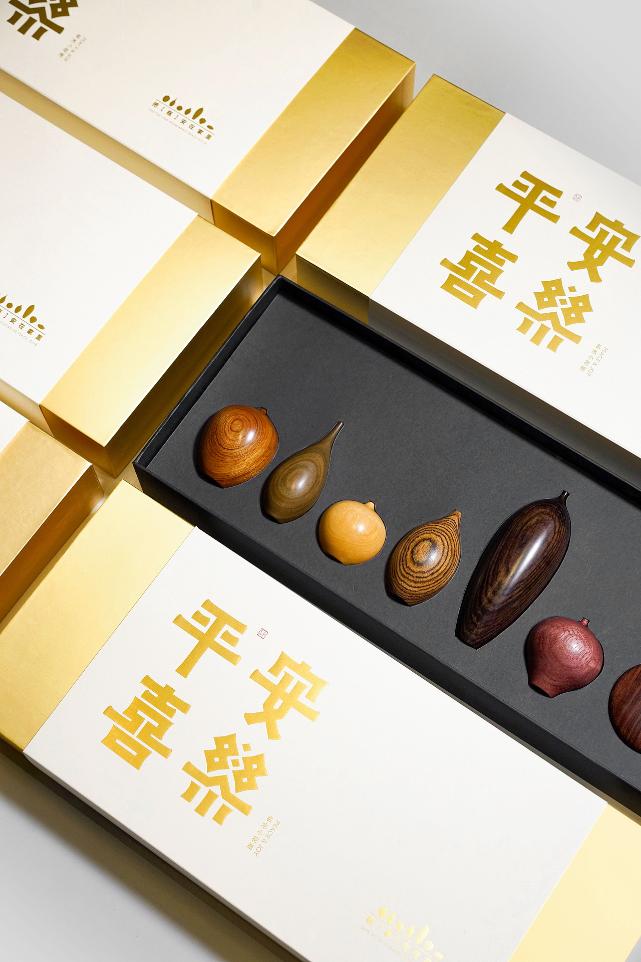 《平安喜乐》新年礼盒名木小花瓶系列(图ZMjc5MzIwOTQw) - 包装 - 站酷设计师在外文化原创素材 - 站酷ZCOOL