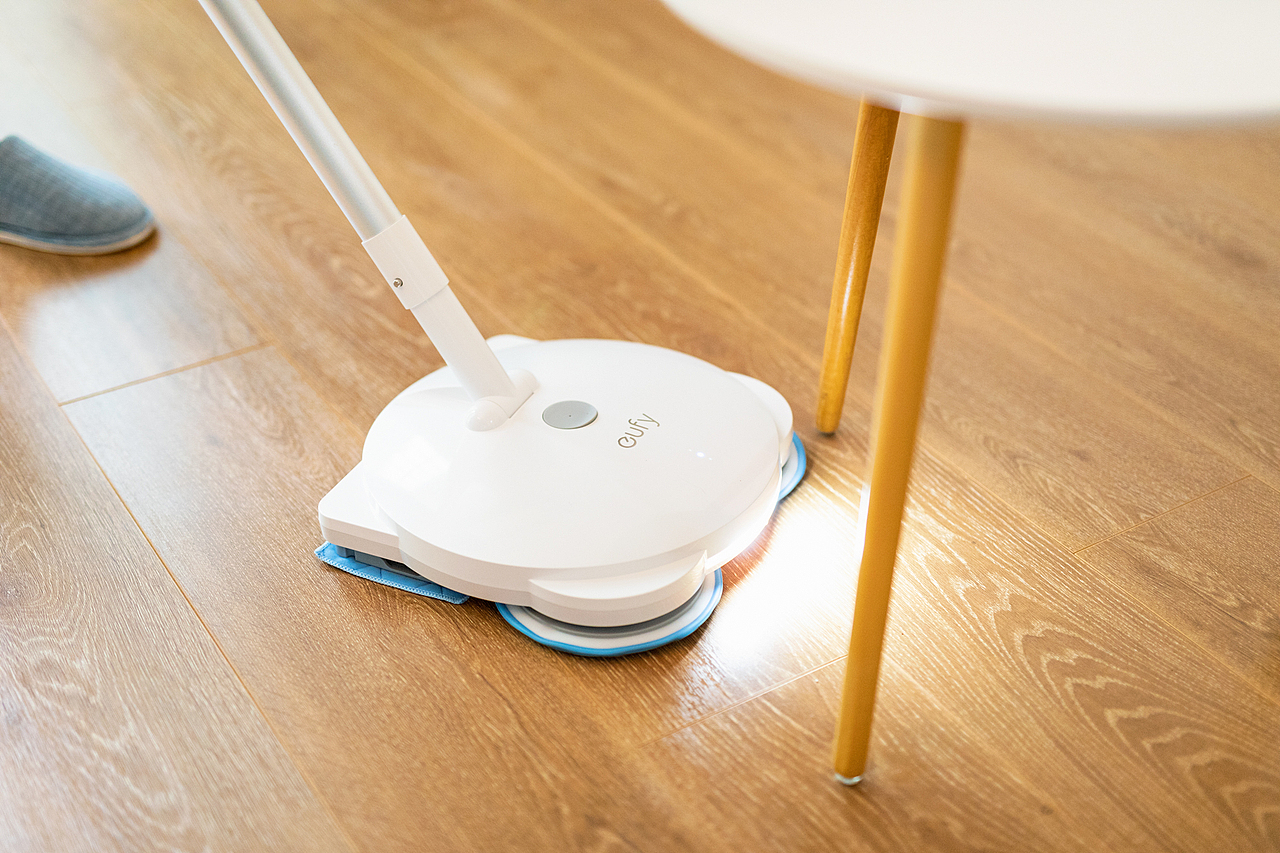 品牌案例丨eufy小旋风电动拖把（图ZMTMzMTAwNTIw） - 产品摄影 - 站酷设计师白底图原创素材 - 站酷ZCOOL