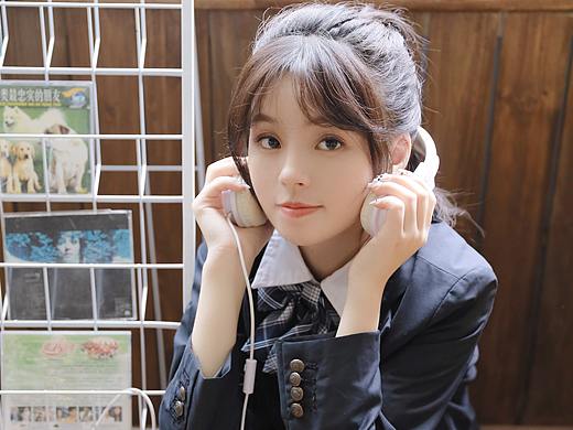 穿上jk制服就不普通！初恋日系🍃少女写真