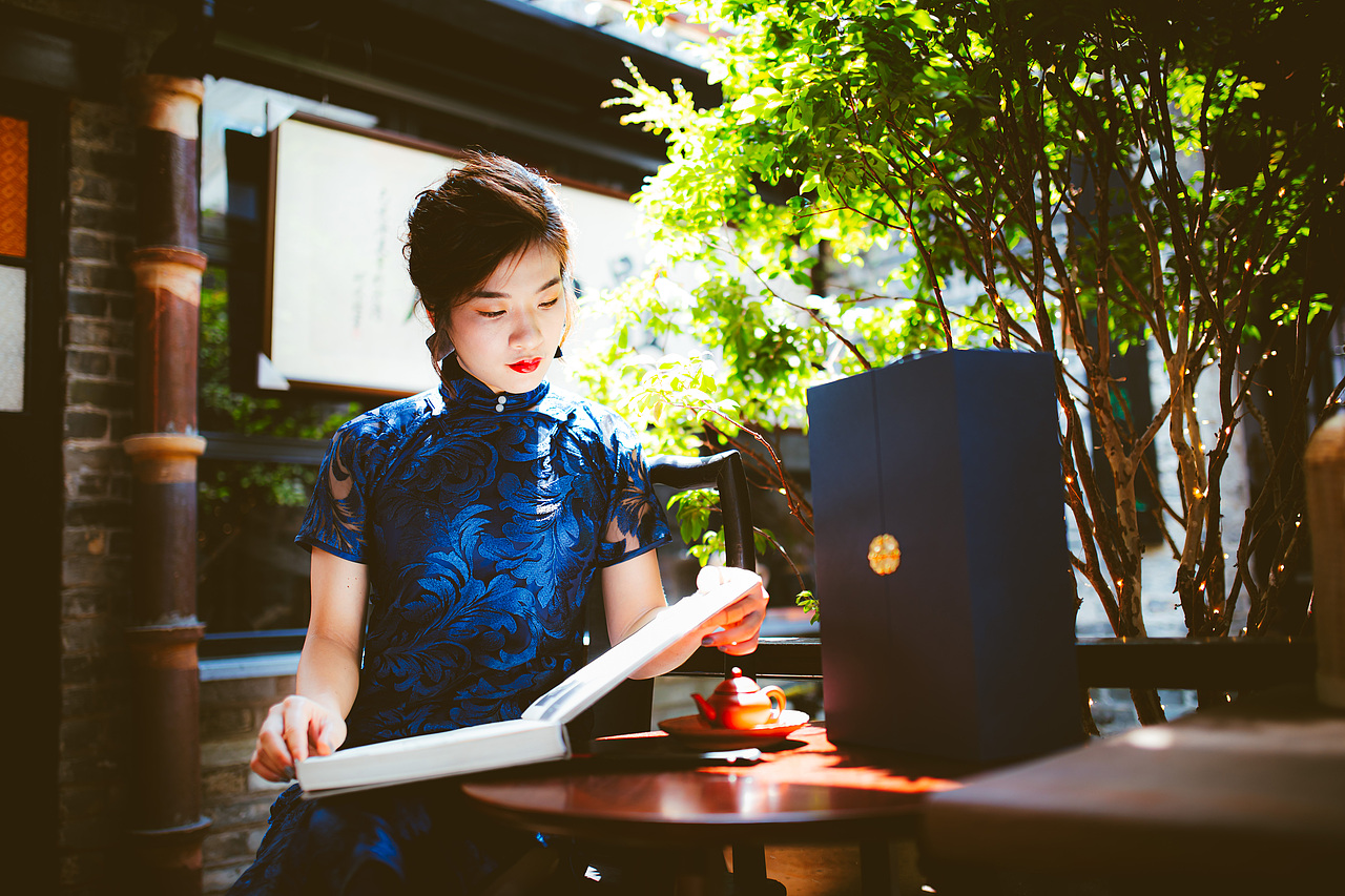 芯尚酒包宣发相片-旗袍篇（图ZMjYyMDM5Njc2） - 人像摄影 - 站酷设计师摄影师怪杰原创素材 - 站酷ZCOOL
