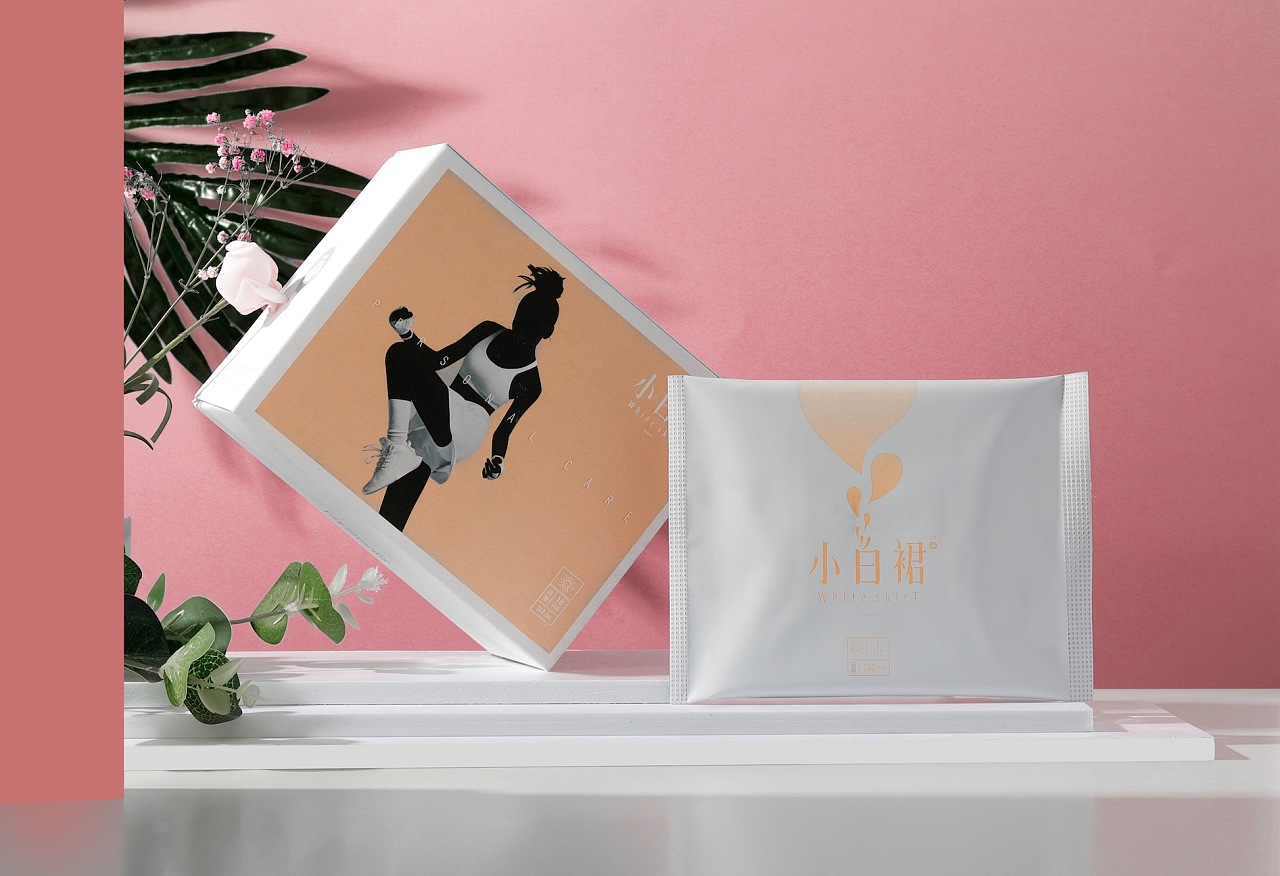 小白裙卫生巾场景拍摄