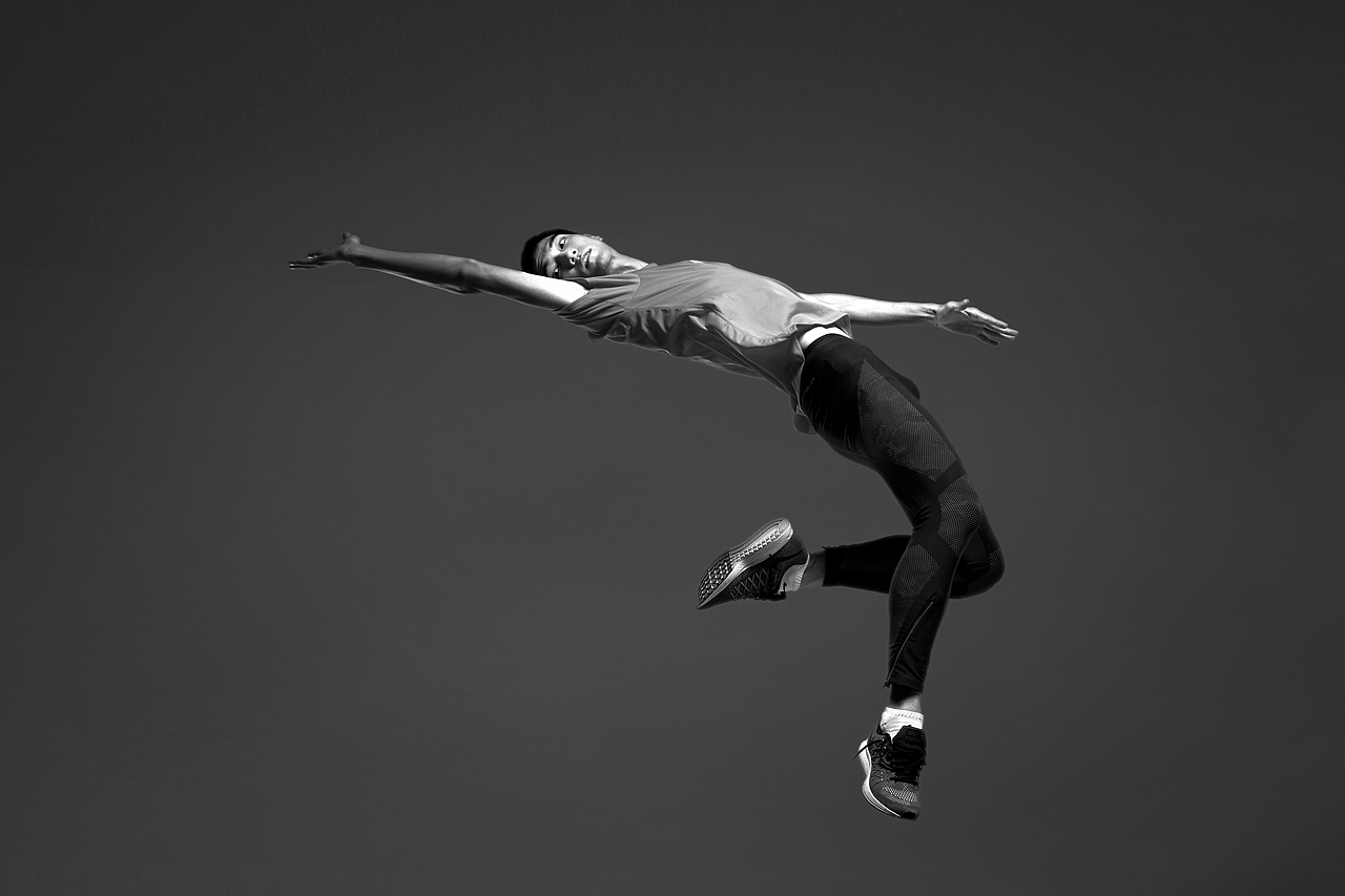 跳高运动员 王宇 br> br> br>我参考德国摄影家奥古斯特·桑德的摄影