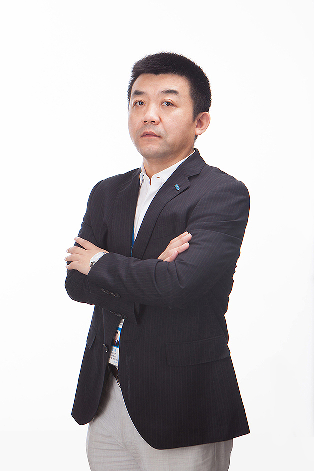 苏宁818领导个人形象照