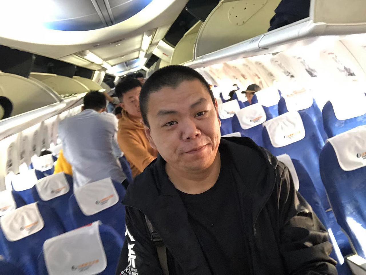 fans作品-视频简历