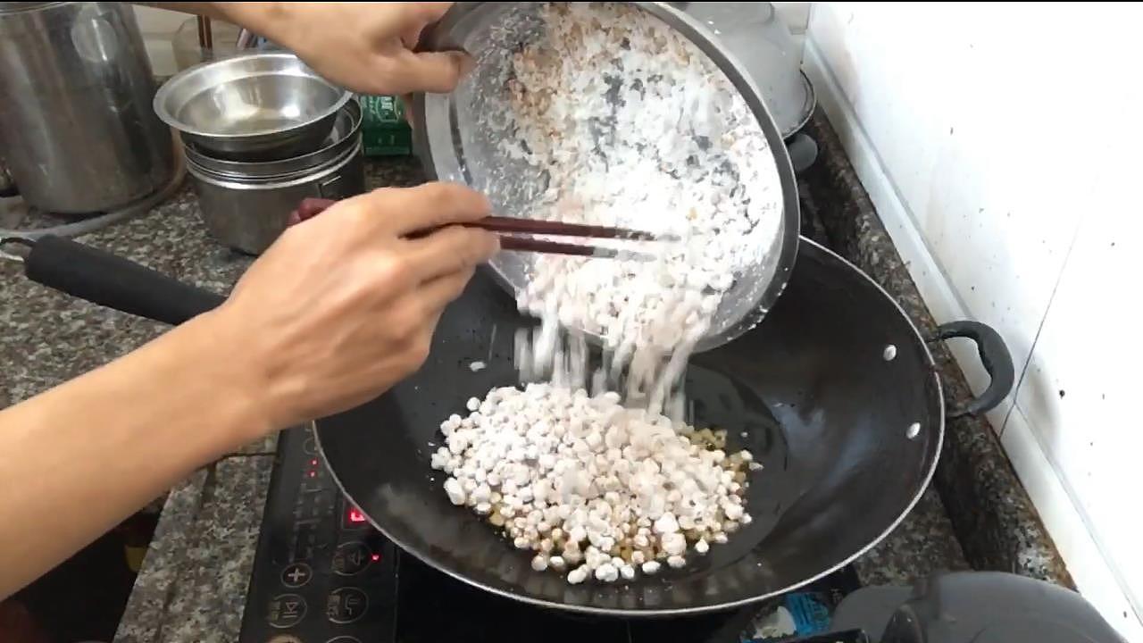 修复桌椅后整炸咸鸭蛋黄炒玉米粒