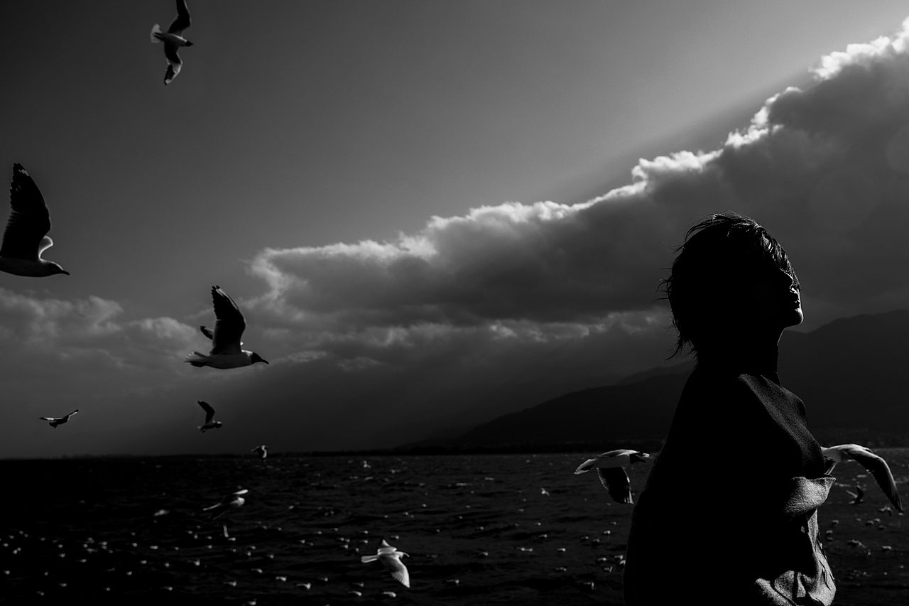 大理-黑白（圖ZMTQ5NjU1MDg0） - 人像攝影 - 站酷設(shè)計(jì)師yangxiaolong原創(chuàng)素材 - 站酷ZCOOL