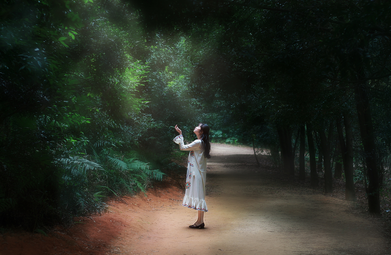 林间少女（图ZNzY3NDk2ODQ=） - 人像摄影 - 站酷设计师校長BannerTam原创素材 - 站酷ZCOOL